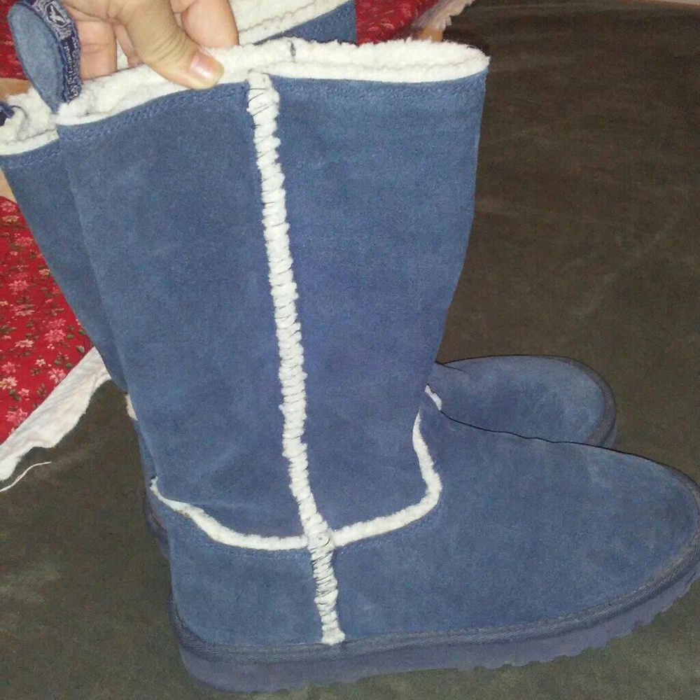 Blue American Eagle boots